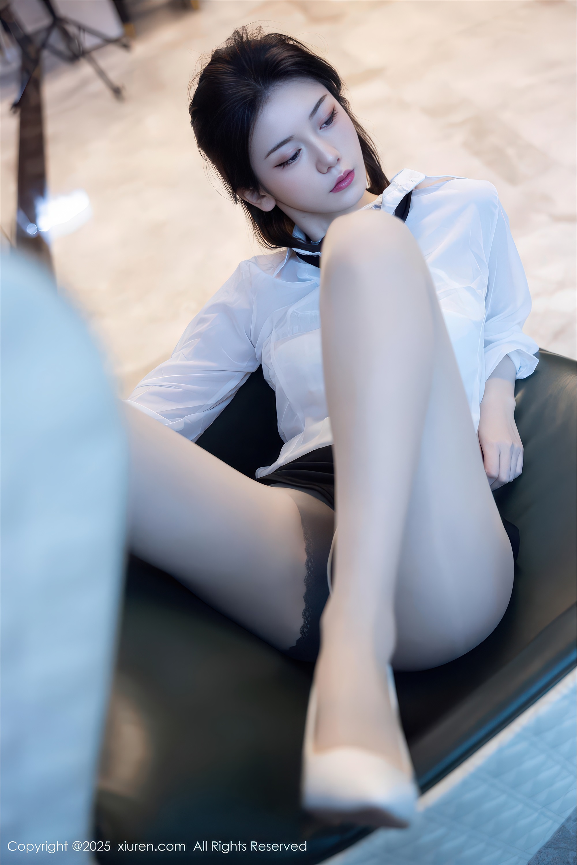 Xiuren秀人网 2025.12.05 NO.11077 凌七七